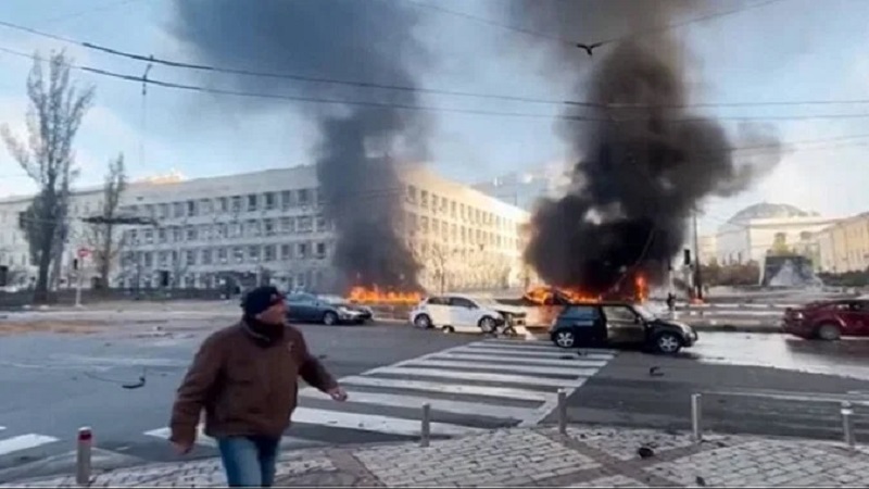 यूक्रेन ने क्रीमिया में उड़ाया रूस का गोला-बारूद डिपो 