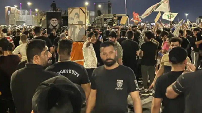 डेनमार्क में कुरान और इराकी झंडा जलाया: बगदाद में भड़के लोगों ने ग्रीन जोन पर किया हमले का प्रयास