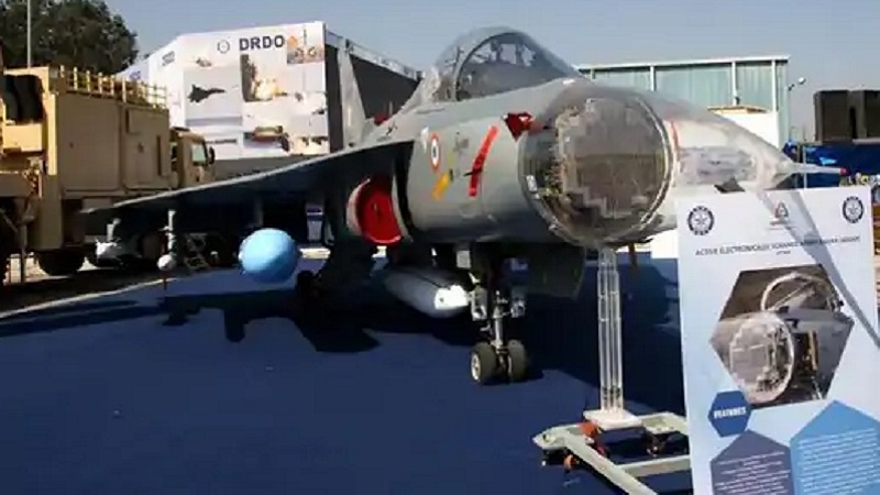 उत्तम रडार से लैस होगा तेजस: इजराइली रडार को रिप्लेस करेगा, 50 टारगेट को ट्रैक करने में सक्षम, 100 किमी दूर से पहचान लेगा दुश्मन