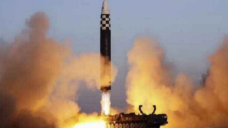 उत्तर कोरिया ने बना डाली बवाल मिसाइल: जापान से लेकर अमेरिका तक घबराया