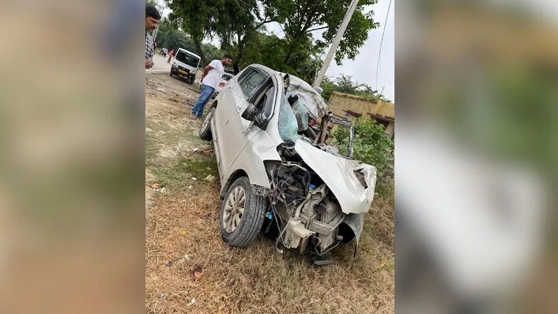 पलक झपकते ही हादसा, काशी विश्वनाथ के दर्शन कर लौट रहे परिवार के 8 लोगों की मौत