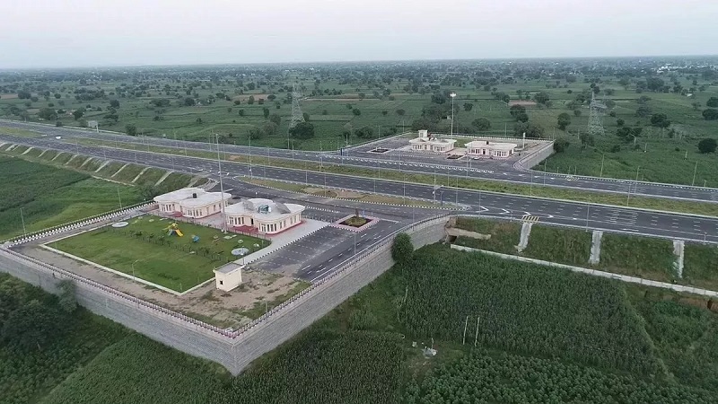 तेजस ट्रेन को पीछे छोड़ देगी आपकी कार: 10 घंटे में तय होगा दिल्ली से वडोदरा का सफर, पीएम मोदी ने किया इस एक्सप्रेसवे का उद्घाटन