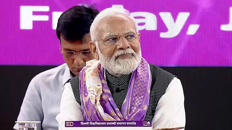 पीएम मोदी ने लिए डीयू के नॉर्थ और साउथ कैंपस के चटखारे: छात्रों से बोले- नूडल्स और मोमोज का न बदलें स्वाद
