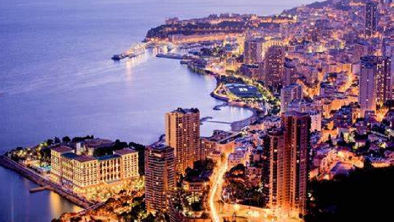 इस मुल्क में करोड़पतियों को भी नसीब नहीं अपना घर...! 