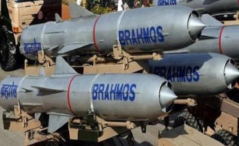 आर्मेनिया को मिले भारतीय हथियारों से उखड़ा अजरबैजान... बताया अनफ्रेंडली कदम