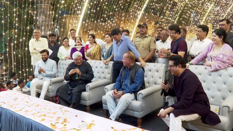 जावेद अख्तर ने लगाया जय सियाराम का नारा, बोले- ‘हिंदू है सहिष्णु, उनकी वजह से ही देश में बचा है लोकतंत्र’