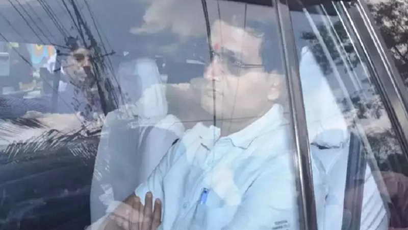 रांची में घोटाला: जिस जेल में छापा मारते थे, वहीं बंदी बनकर पहुंचे आईएएस छवि रंजन