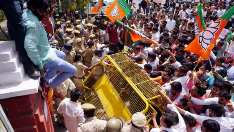 राजस्थान में चढ़ा सियासी पारा: पेपर लीक पर भाजपा ने घेरा सचिवालय