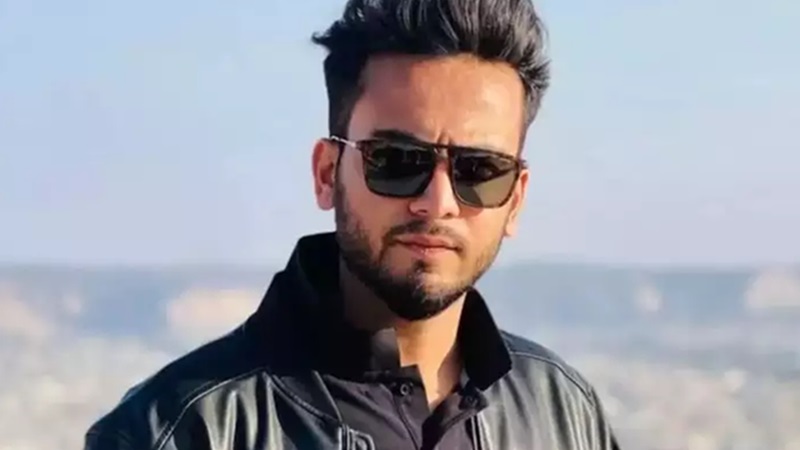 ड्रग्स केस में एल्विश यादव ने 2 साल पहले आर्यन खान और रिया चक्रवर्ती को किया था रोस्ट, अब हो रही है थू-थू