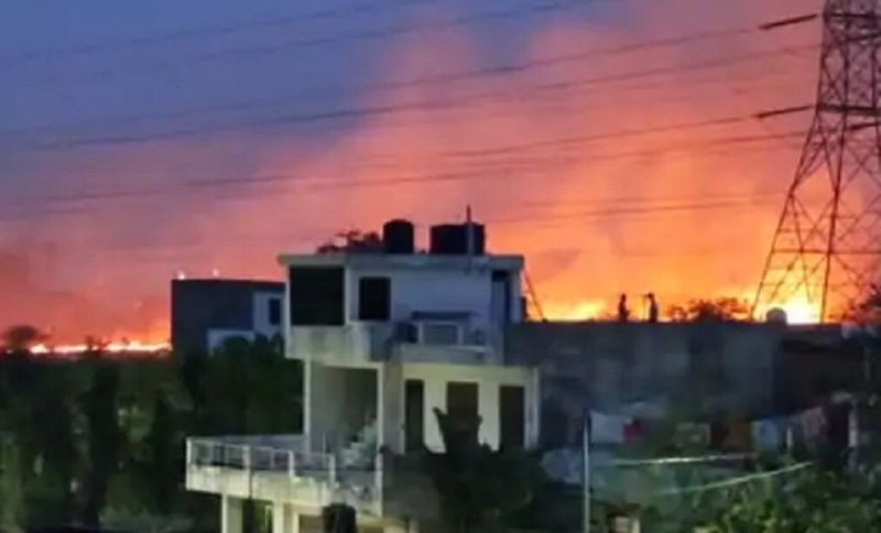 Jaipur News : धधक उठा जयपुर का मेन पावर हाउसः समय पर पहुंच गईं 10 से ज्यादा दमकल वर्ना गुल हो जाती पूरे शहर की बिजली 