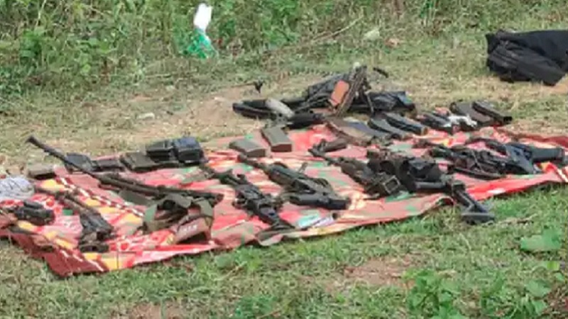 ‘17 ग्रामीणों को पीटा, इसलिए हमने 10 जवानों को मारा...’ अरनपुर हमले के बाद नक्सलियों का बयान