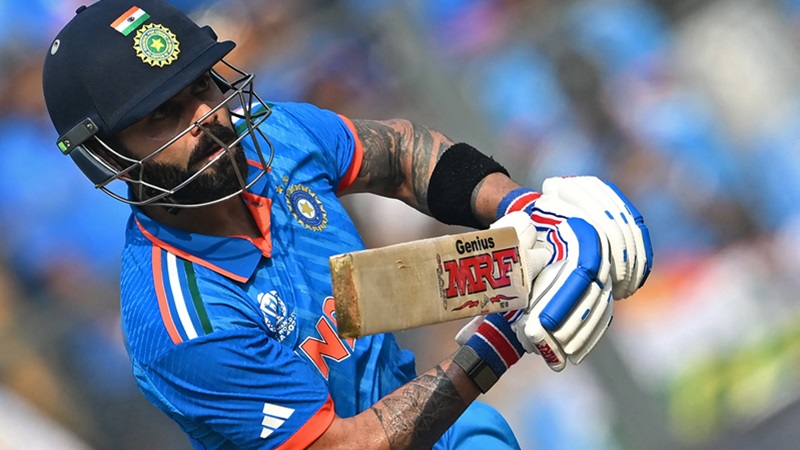 किंग कोहली ने तोड़ा रोहित शर्मा का रिकॉर्ड, विश्व क्रिकेट में मचाई हलचल