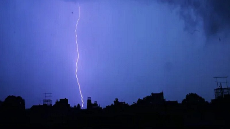 भारी बारिश के बीच मनेगा आजादी का जश्न, अगले 5 दिन इन राज्यों में अलर्ट