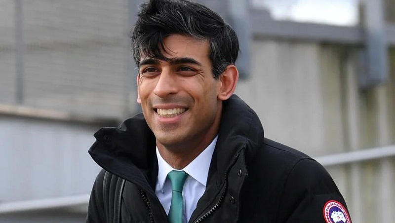 ब्रिटेन में पीएम की रेस में लौटे ऋषि सुनक, मिला 100 सांसदों का साथ!