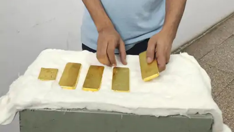 गणपति प्लाजा के लॉकर में मिला ढाई करोड़ का साढ़े 4 किलो सोना: रूई की चादर में लपेटकर रखा था