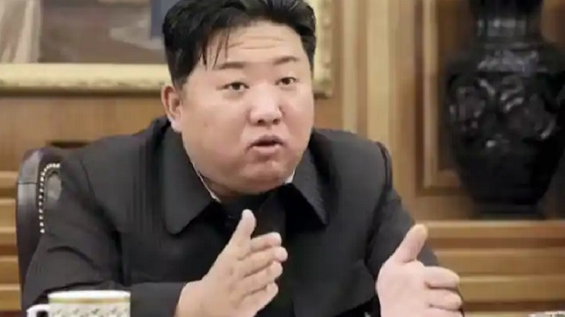मुसीबत में पुतिन को तानाशाह का साथ: रूस जाएंगे किम जोंग उन, हथियार सौदे पर बनेगी बात
