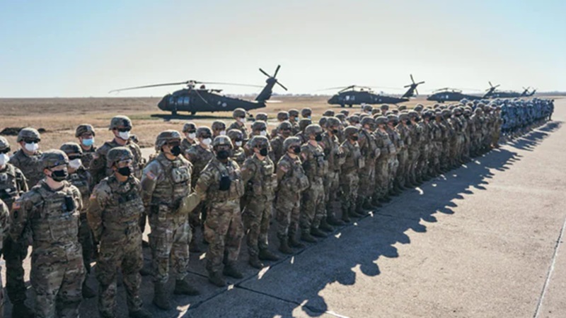 सीरिया का मैदान, निशाने पर ईरान ! अमेरिका ने दो सैन्य ठिकानों पर बरसाया बारूद