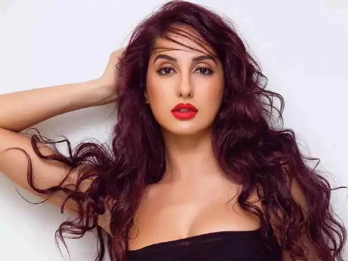 पहले जैकलीन और अब नोरा फतेही से पूछताछ, रंगदारी मामले से क्या है लिंक