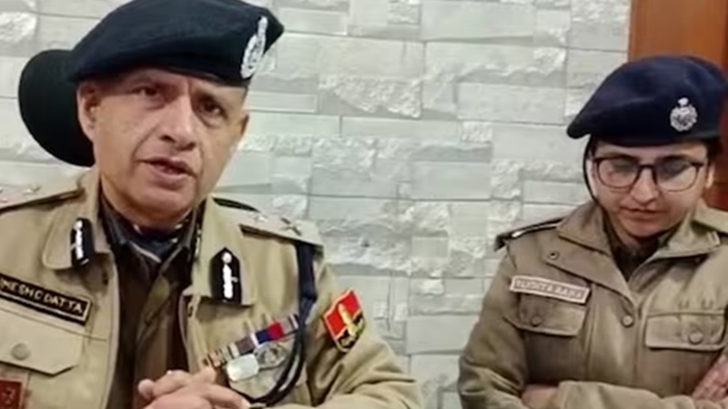 रेप पीड़िता को गोली मारकर भागा आरोपी, ट्रेन की चपेट में आया...एक पैर कटकर हो गया अलग
