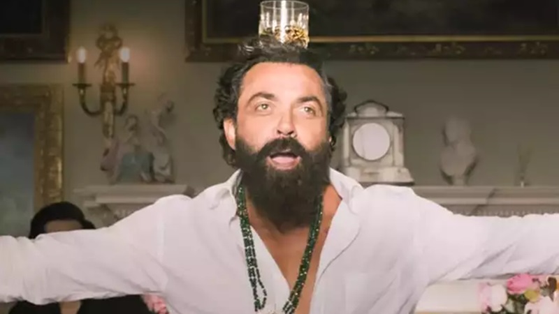 रणबीर कपूर की ‘एनिमल’ के सीन काटने की उठी मांग, कहा- गुरु गोविंद सिंह के गाने पर दिखा रहे गुंडागर्दी