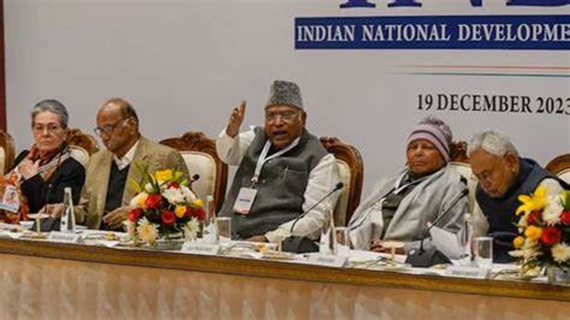 माया मिली न राम ! पीएम के चक्कर में नीतीश ने एनडीए छोड़ा, अब नहीं मिल रहा ‘भाव’