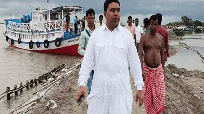 ईडी टीम पर हमला करवाने वाला शाहजहां शेख ज्योतिप्रिय मलिक का खास, ममता बनर्जी का करीबी!