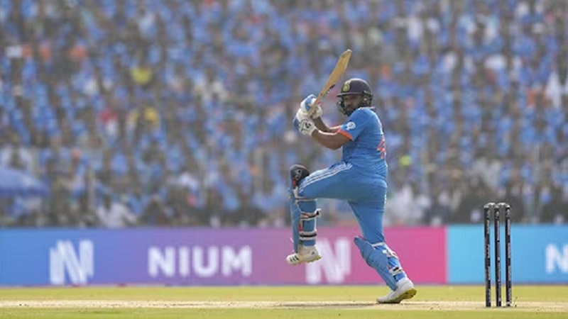 रोहित शर्मा ने फाइनल में लगा डाला रनों का अंबार, टूटा 48 साल का रिकॉर्ड