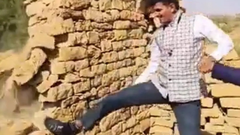 कुलधरा में दीवार गिराने वाले की पहचान, पुलिस में दर्ज होगा मामला