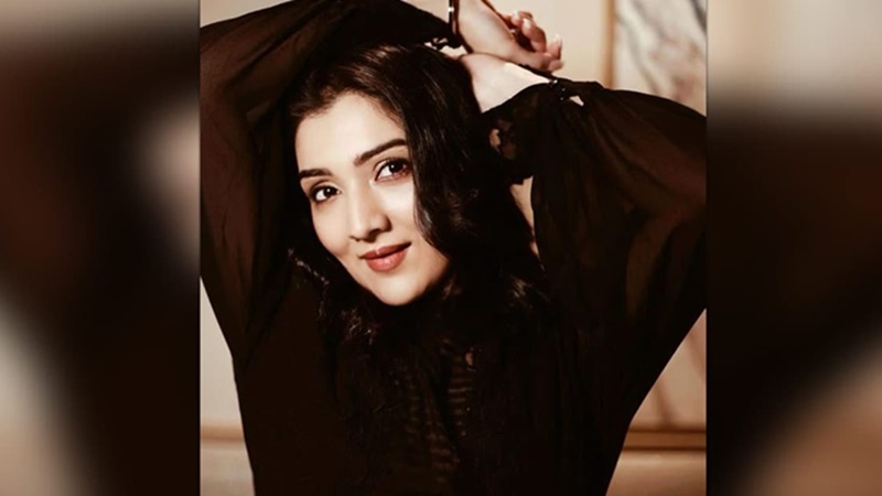 गोविंदा की बेटी के आगे फेल है...आलिया और कियारा की पर्सनैलिटी !