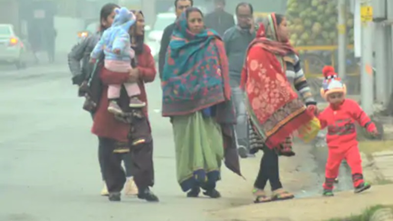 उत्तराखंड में बर्फबारी, तमिलनाडु के नीलगिरी में 0 डिग्री तापमान