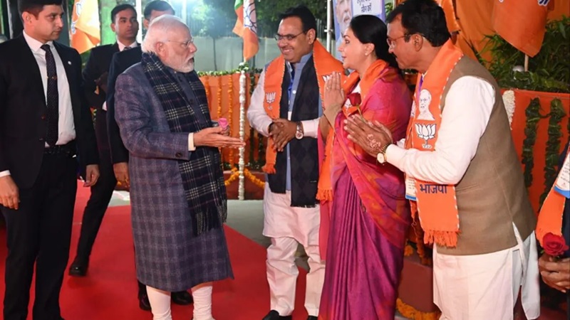 पीएम मोदी का नौकरशाही को लेकर नेताओं को बड़ा संदेश