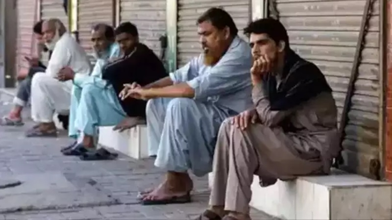 महाकंगाल पाकिस्तान की हालत खराब! अब मुल्क छोड़कर भाग रहे अरबपति