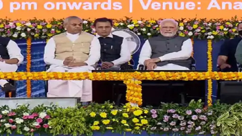 देश को मिला पहला एयरक्राफ्ट मैन्युफैक्चरिंग प्लांट, मोदी ने किया उद्घाटन