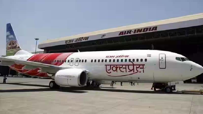 पहली बार मतदान करने वालोे युवाओं के लिए एयर इंडिया एक्सप्रेस ने दिया किराये में बड़ी छूट का ऑफर