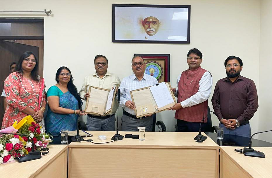 विभिन्न सेवाओं के लिए एकेटीयू ने किया सॉफ्टप्रो इंडिया से करार