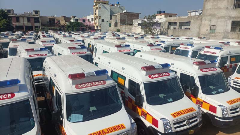 राजस्थान के चिकित्सा विभाग को मिली 167 नयी  एम्बुलेंस  की सौगात ;  पुरानी और खटारा एम्बुलेंस रिटायर