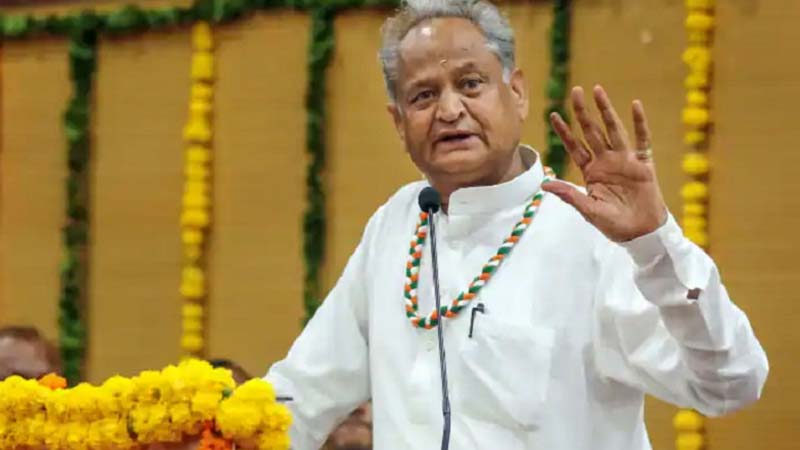 कर्मचारियों पर मेहरबानीः गहलोत सरकार का बड़ा चुनावी दांव, दो बच्चे से अधिक पर भी होंगे प्रमोशन