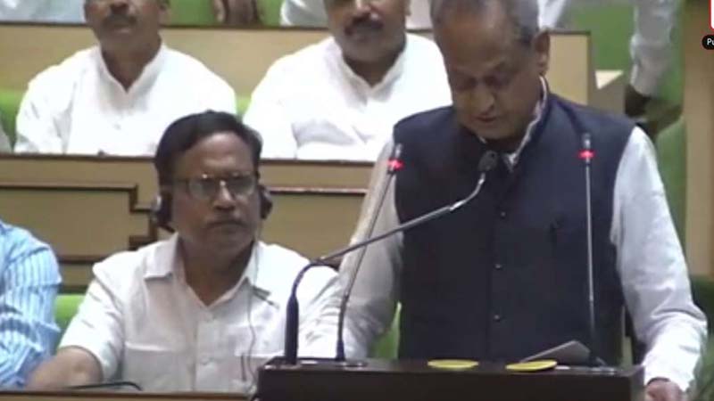 चुनाव से पहले तोहफों की बौछार..! अशोक गहलोत ने लगाई घोषणाओं की झड़ी, 19 नए जिलों के साथ 20 बड़ी सौगातें