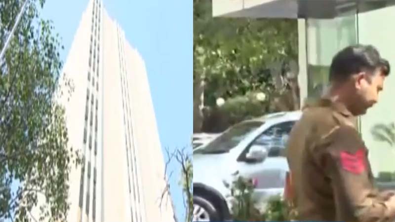 ब्रिटिश ब्रॉडकास्टिंग कॉर्पोरेशन के दिल्ली-मुंबई दफ्तरों पर आयकर विभाग का छापा ऑफिस सील..!