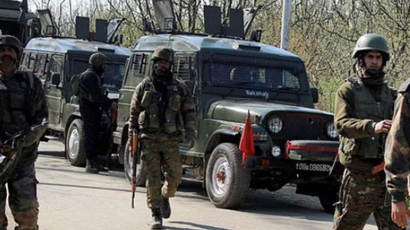 कंगाली की मार के बावजूद बाज़ नहीं आता पाकिस्तान ; भारतीय सीमा में हथियार गिरा रहे पाक-ड्रोन को BSF जवानों ने खदेड़ा 