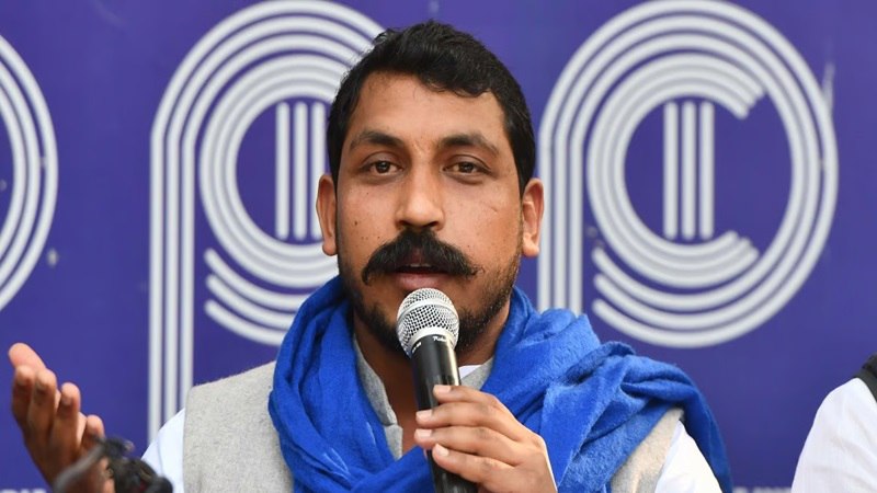 ‘मैं भाजपा से लड़ रहा और विपक्ष मुझसे...’:चंद्रशेखर आजाद का इंडी अलायंस और कांग्रेस पर निशाना