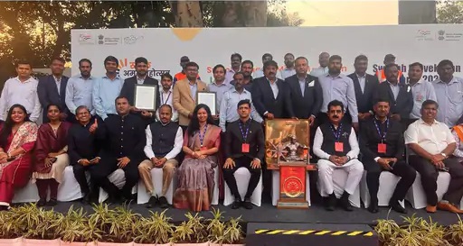 इंदौर ने लगाया स्वच्छता का  सिक्सर:स्वच्छ सर्वेक्षण 2022 के नतीजे जारी