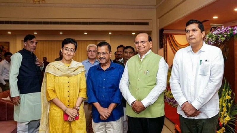 ‘दिल्ली सेवा बिल’ से कितनी बदल जाएगी दिल्ली की व्यवस्था..?