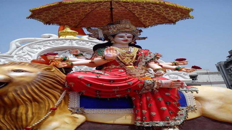 पांचवें दिन करें मां स्कंदमाता की पूजा,  पूजा विधि, मंत्र और आरती की संपूर्ण जानकारी यहां पढ़ें