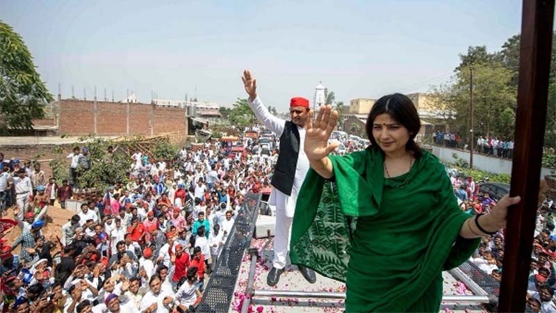 यूपी में ढहा आजम खां का किला, रामपुर में भाजपा की एतिहासिक जीत, बीजेपी प्रत्याशी आकाश सक्सेना  33000 से ज्यादा वोटों से जीते, मैनपुरी में डिंपल यादव प्रचंड जीत की ओर