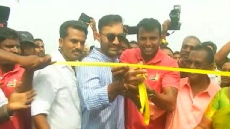 भारतीय खिलाड़ी दिनेश कार्तिक ने किया नटराजन क्रिकेट स्टेडियम का उद्घाटन...!