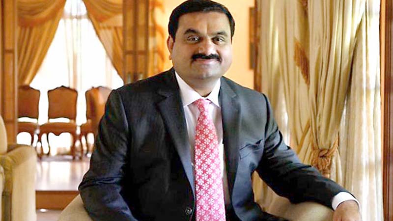 गौतम अडानी के अधिकार में आते ही एनडीटीवी में प्रणय रॉय और राधिका रॉय के साथ चार डायरेक्टर्स ने दिये इस्तीफे