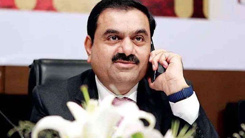 Gautam Adani : धनवानों की टॉप 20 की सूची से बाहर हुए गौतम अडानी..जानिए किस नंबर पर फिसल गये और कौन बना नंबर एक..!