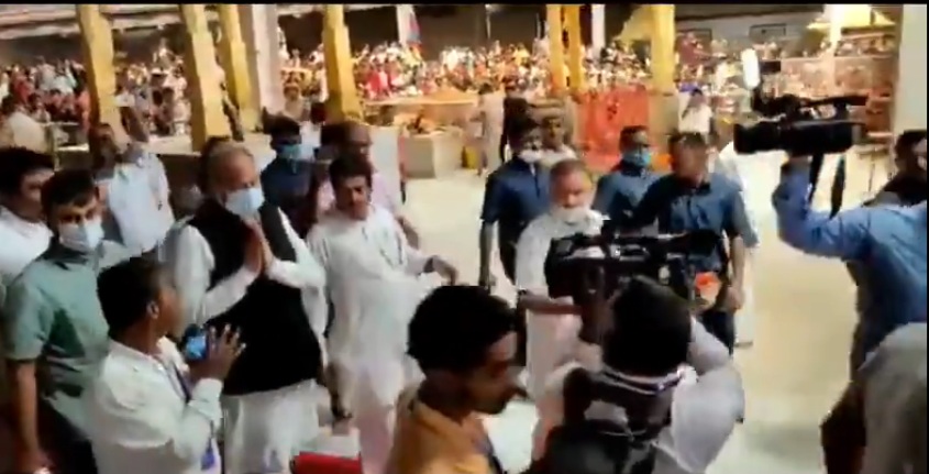 रामदेवरा में 'मोदी-मोदी' के नारों से हुआ सीएम गहलोत का स्वागत, भाजपा बोली कि आ गए 2023-24 के रुझान..!