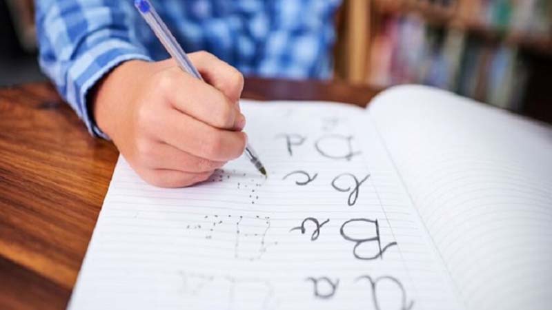 क्या केवल हैंडराइटिंग से अभिभावक अपने बच्चों का तनाव जान सकते है..?